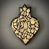 Corazón Boleado con milagritos negro 0164