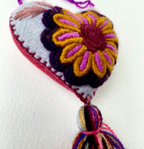 Corazón bordado a mano