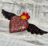 Corazón de milagritos grande con alas Rojo