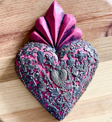 Corazón milagritos frida fucsia